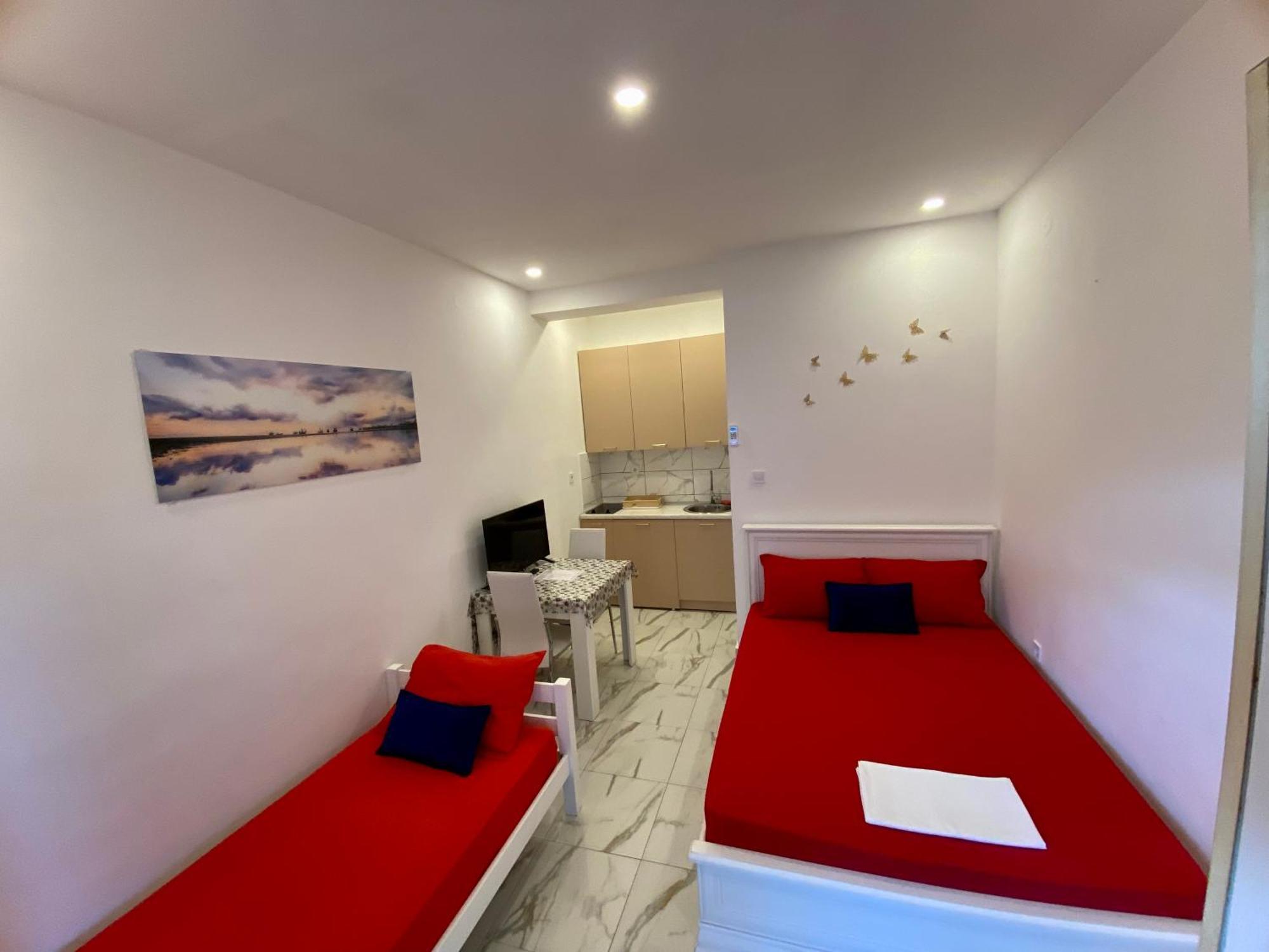 Ðenovići Banicevic Apartmani מראה חיצוני תמונה