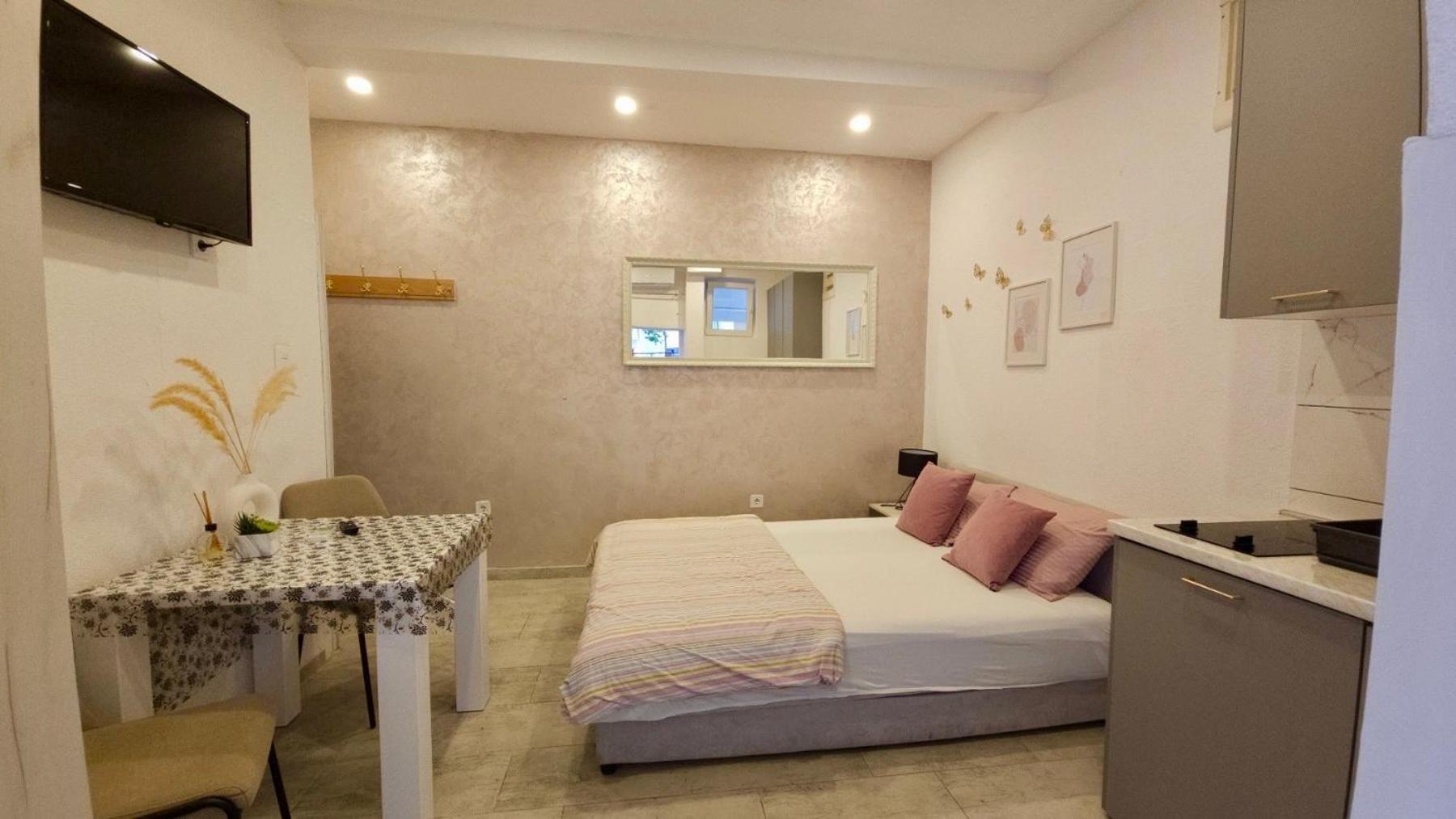 Ðenovići Banicevic Apartmani מראה חיצוני תמונה